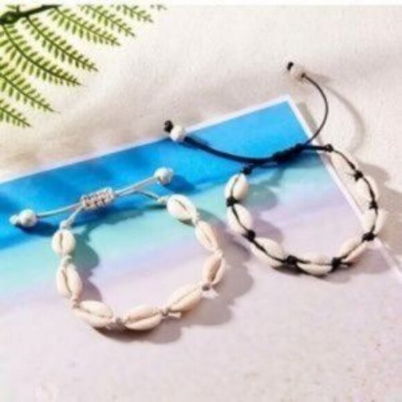 Beach Shell Rope Bracelet - Picture 2 of 3